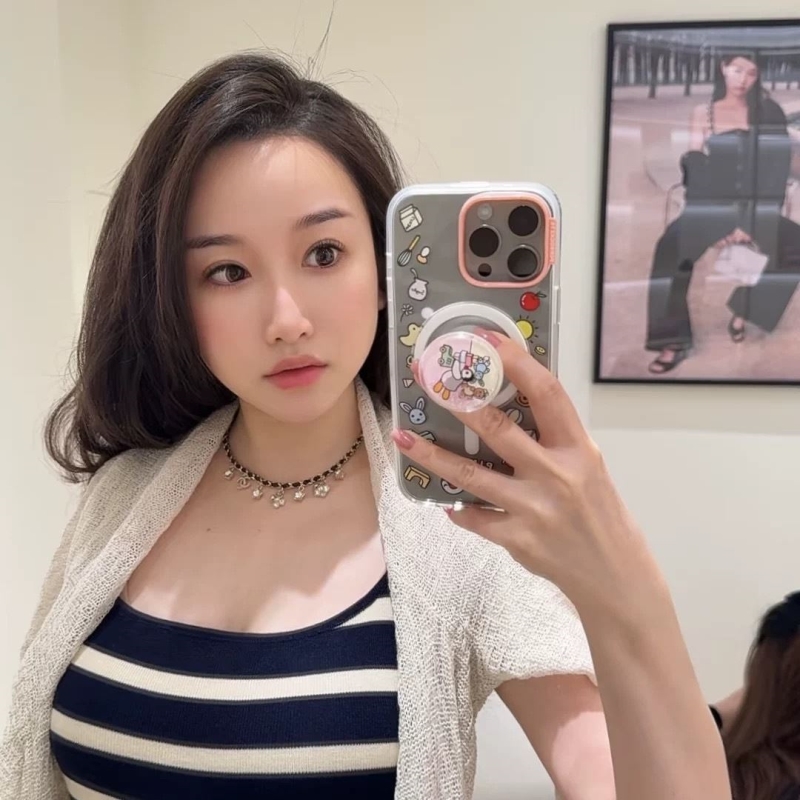 Ch**el necklaces